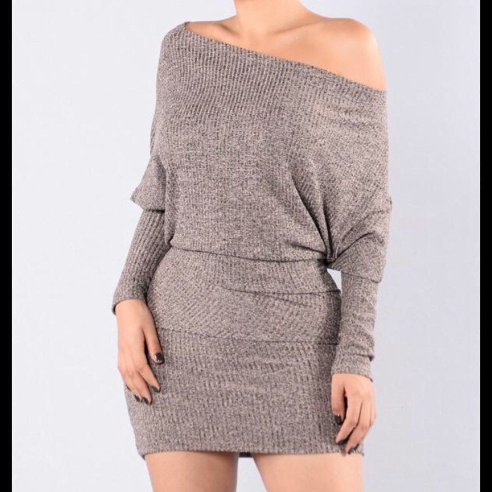 Fashion nova daylight savings dress